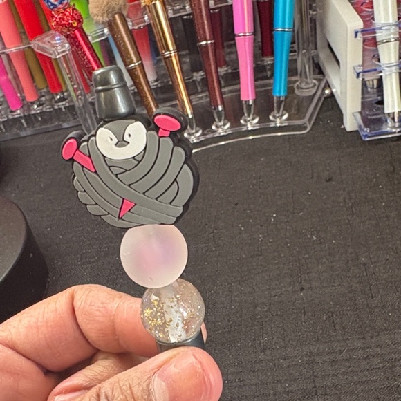 Cute Sheep Pen with Glitter Bead - Picture 5 of 9